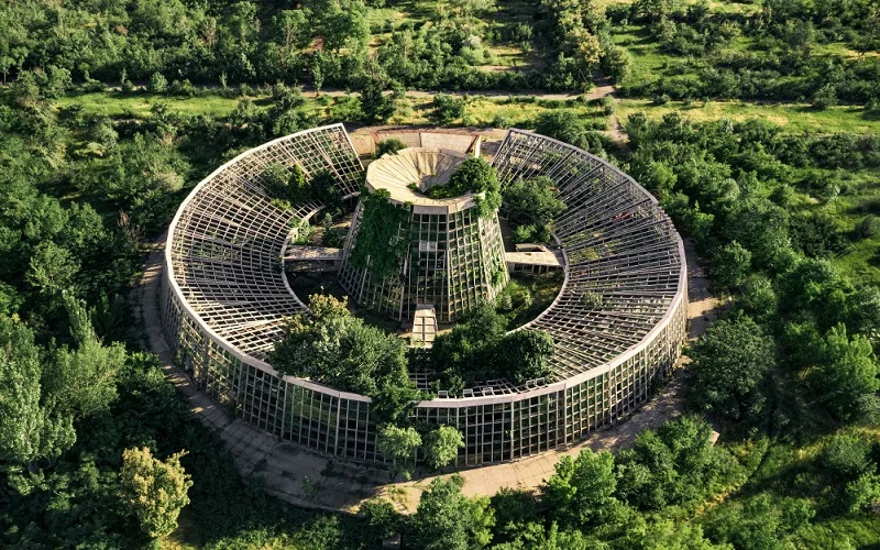 abandoned greenhouse armenia